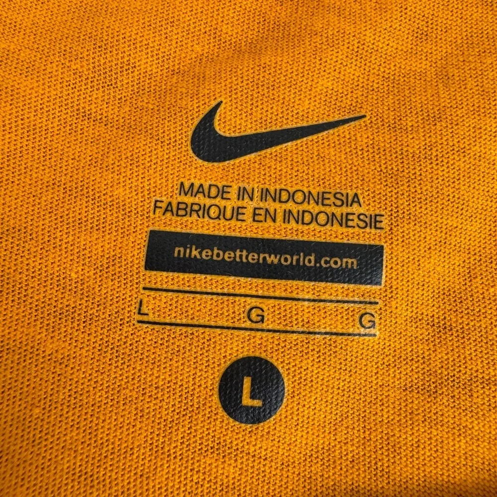 Nike item tennessee